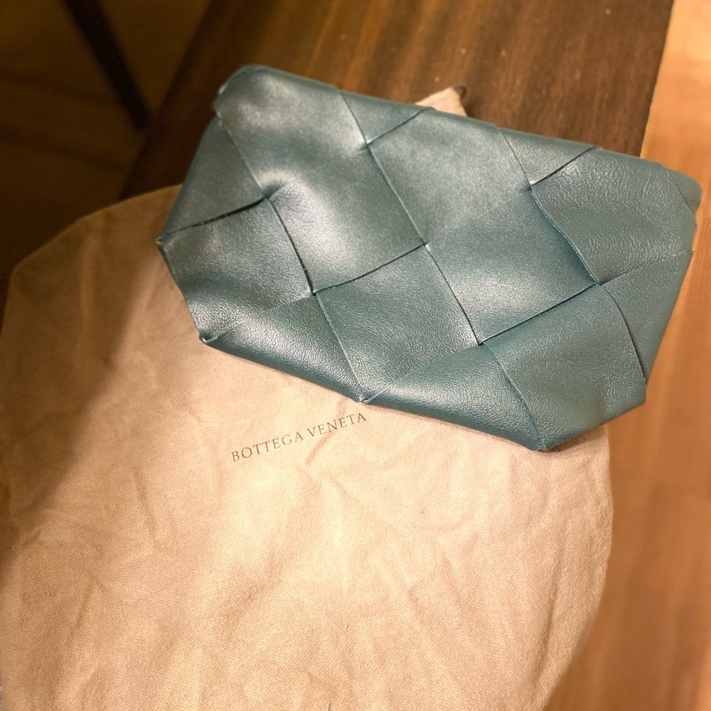 Bottega Veneta Intreccio Leather pouch